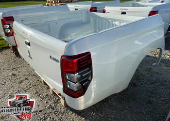 Nadwozie PAKA Mitsubishi L200 4x4 pickup skrzynia lampy burta nowa 4 drzwi