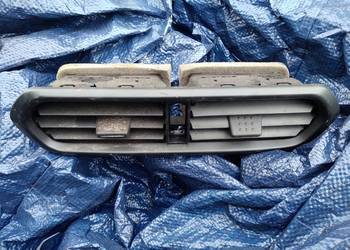 Ford ecosport  lift kratka nawiewu środkowa