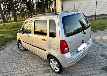 Miejski samochód Opel Agila 1.2i 75 KM