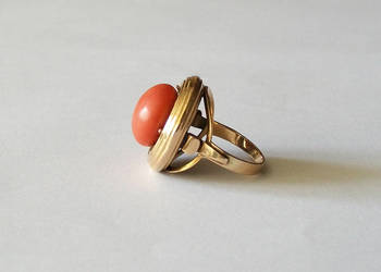 Duży Pierścionek Złoty z Koralem Szlachetnym