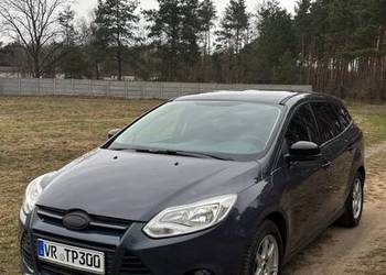 Ford Focus 1.6 benzyna kombi klima niski przebieg