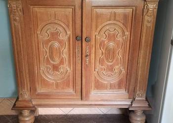 Szafka stylowa z litego drewna - rzeźbiona antyk vintage