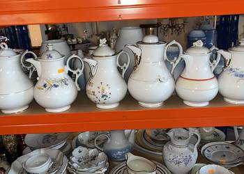 Dzbanek do czekolady. Carl Tielsch. C. T.  Syg. z  1875-1909 r.