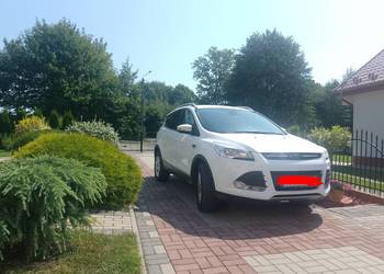 Do sprzedania Ford Kuga benzyna 2015 rok