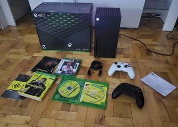 Xbox Series X, 2 pady, okablowanie, Cyber Punk, Fifa 21 i inne gry