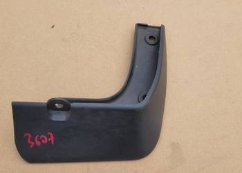 HYUNDAI I30 II 2012-2018 CHLAPACZ KOŁA TYŁ PRAWY  86842A6000 / 3607