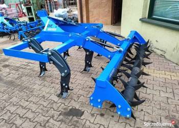 Pług dłutowy BEZORKOWY M-PIRAT firmy DZIEKAN Transport cała Polska
