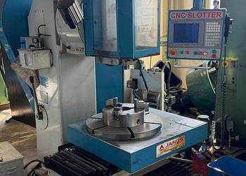 Dłutownica JANUS CNC-350