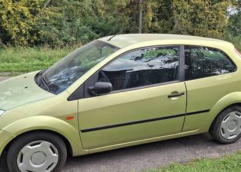 Sprzedam FORD FIESTA  2004 rok gotowy do jazdy