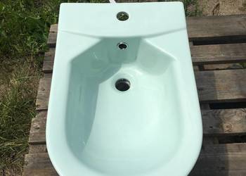 Bidet wiszący seledynowy jade 56x37 firmy INDUSIA
