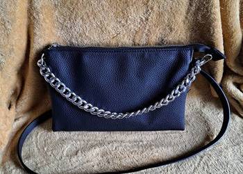 Torebka damska czarna z łańcuszkiem