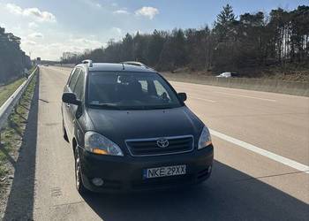 Toyota avensis verso d4d części