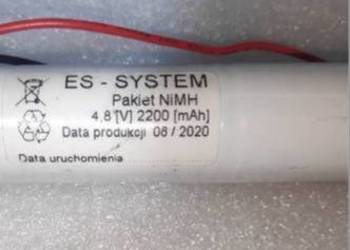 Bateria typu Pakiet NiMH 4,8 V  2200 mAh dł 17cm szer. 2 cm