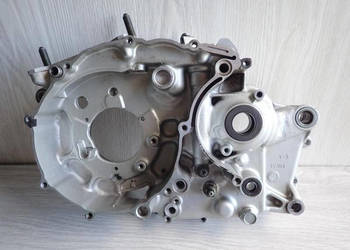 KARTER LEWY POŁÓWKA BLOK SILNIKA YAMAHA TTR TT 600 R RE 98-04R
