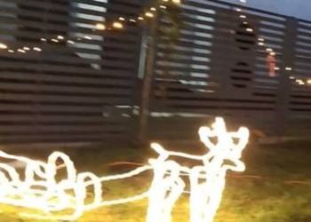 Renifery led świecace z saniami