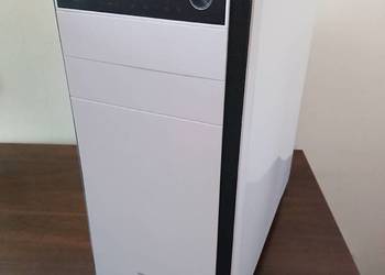 Obudowa Komputerowa z zasilaczem Corsair TX650