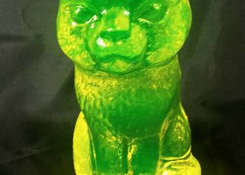 Figurka Kot Szkło Uranowe