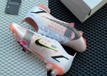 Buty piłkarskie Nike