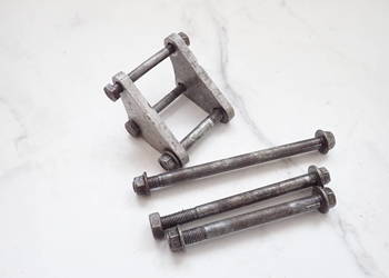 Mocowanie Uchwyt Śruby Silnika Honda XR 250 R 91-99r