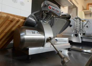 Krajalnica grawitacyjna do wędlin Ma-Ga 310p2