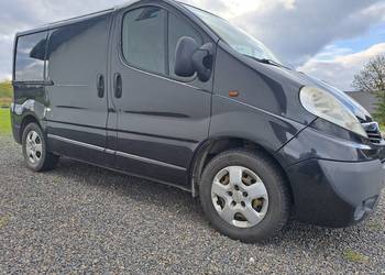 opel vivaro 2.5d klima