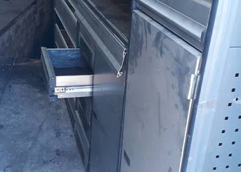 Mercedee Sprinter regał regały zabudowa Bott