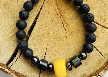 Bransoletka z kamienia lawy, hematytu i mlecznego bursztynu