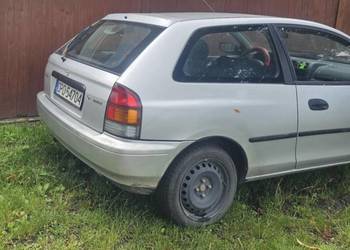 Sprzedam samochód Mazda 323 1998r