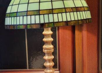 Lampa witrażowa w stylu Tiffany