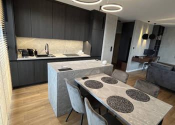 Nowe, Umeblowane, Klimatyzacja, 2 pokoje(48 m2)-Mokotów- bez pośredników.