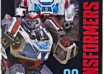 Figurka Transformers Ratchet Deluxe Generations Studio Serie