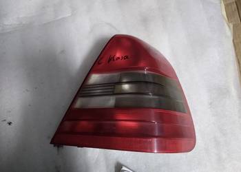 Lampy tył Mercedes C W202 dymione 2028201264R
