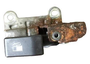 SUBARU OUTBACK IV 2010R RĄCZKA UCHWYT OTWIERANIA KLAPKI WLEWU PALIWA