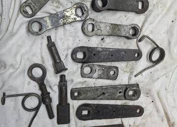 Dźwignia rozpieraka blokada koła Wsk Wfm Romet