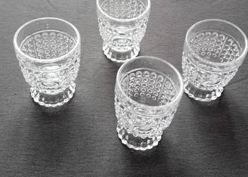 Zestaw 4 kieliszków Sklo Union, autor projektu Adolf Matura. Lata 60-e.