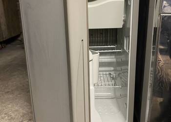 Lodówka  DOMETIC do kampera przyczepy stan bardzo dobry