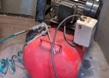 KOMPRESOR SPRĘŻARKA OLEJOWA 200L 400V TRZYTŁOKOWA 6,5KM 720 L/MIN KRAFT&DEL