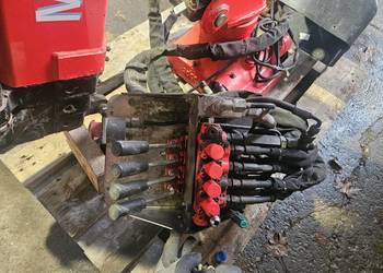 Hds Fassi M30, rozdzielacz