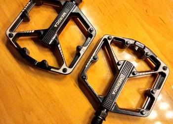 Pedały rowerowe platformowe duże nowe czarne lekkie