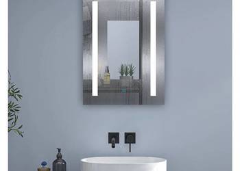 Lustro łazienkowe LED o wymiarach 500 x 700 mm z funkcją przeciwmgielną
