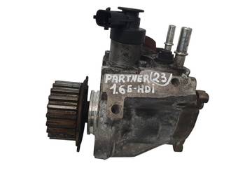 POMPA WTRYSKOWA Peugeot Partner Berlingo 1.6 HDi Bosch 0445010516
