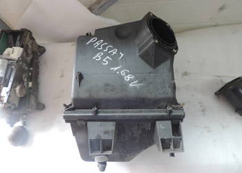 VW Passat B5 1.6 8V Obudowa filtra powietrza