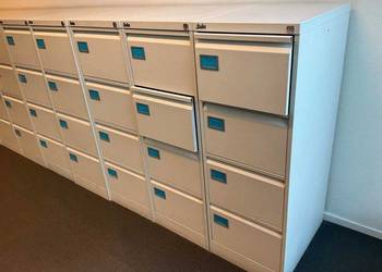 Szafa aktowa metalowa BISLEY 4 szuflady kartoteka 20 szt