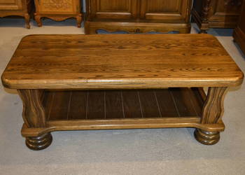 stolik stylowy .lity dąb