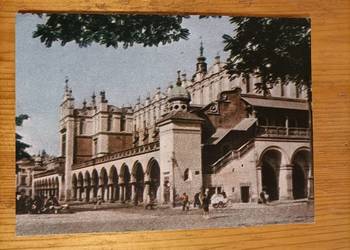 KRAKÓW - WIDOK NA SUKIENNICE ( FOT. KACZYŃSKI )