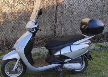 Skuter Honda Lead 110cm3 tylko9300km
