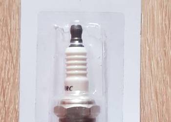 Świeca zapłonowa  do Kosiarki 4T  TORCH F8RC DŁUGI GWINT T375 T475.