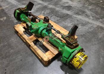 Przedni most John Deere 6210