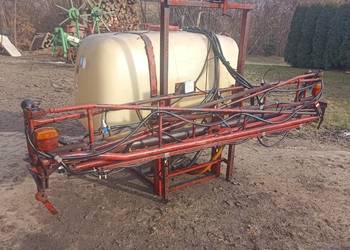 Opryskiwacz zawieszany Rau 850L