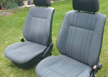 Fotele + kanapa golf jetta 2 5d bez dziur